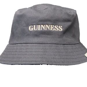 GUINNESS HAT
Grey & Cream Reversable Bucket Hat 🩶🤍 Toucans and Beer 🍻 
One Size
